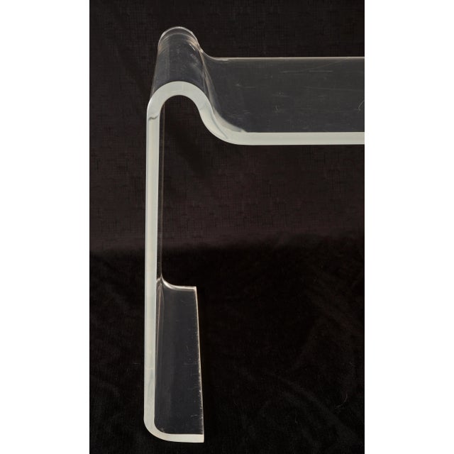 1970 Sculptural Lucite Bench Attributed to Karl Springer For Sale In Miami - Image 6 of 8