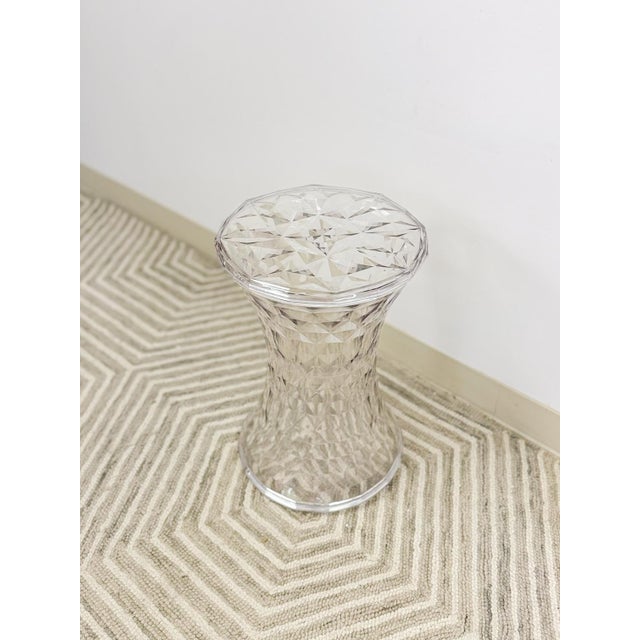 Late 20th Century Kartell Style Clear Acrylic Stone Stool Vintage Crystal Lucite Seat MCM Style For Sale - Image 5 of 10