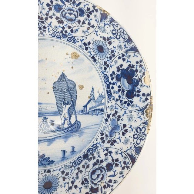 18th Century Dutch Delft Faience Blue and White Charger For Sale - Image 5 of 13