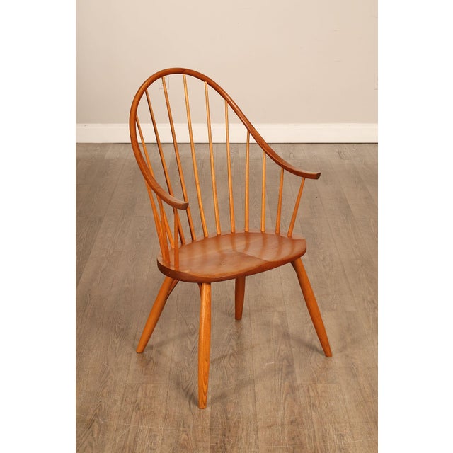 American Thomas Moser Set Of Eight Continuous Arm Dining Chairs For Sale - Image 3 of 18