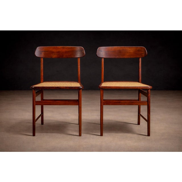 Designed by Sergio Rodrigues (1927–2014) in 1956, the “Lucio Costa” chair (model CD-7) marks an important moment in the...