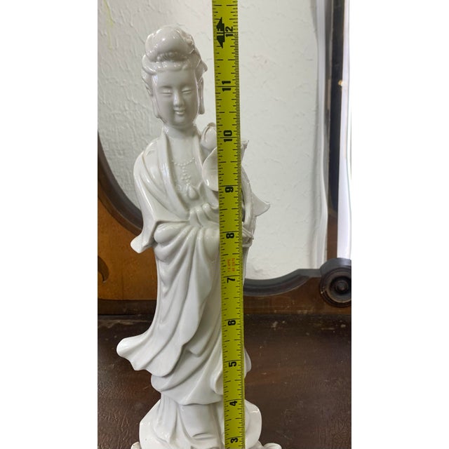 Vintage Blanc De Chine Guanyin Porcelain Statue For Sale - Image 9 of 11