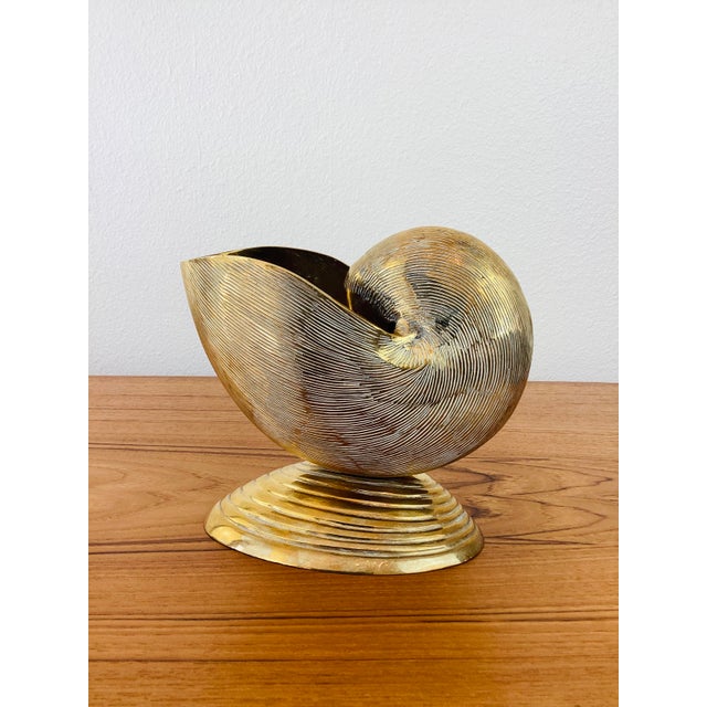 Vintage 1980s Mottahedeh Brass Nautilus Shell Vessel For Sale In Palm Springs - Image 6 of 8