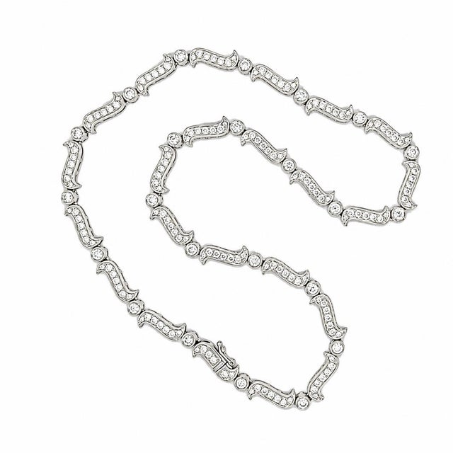 Contemporary 18k Diamond Necklace For Sale - Image 3 of 3