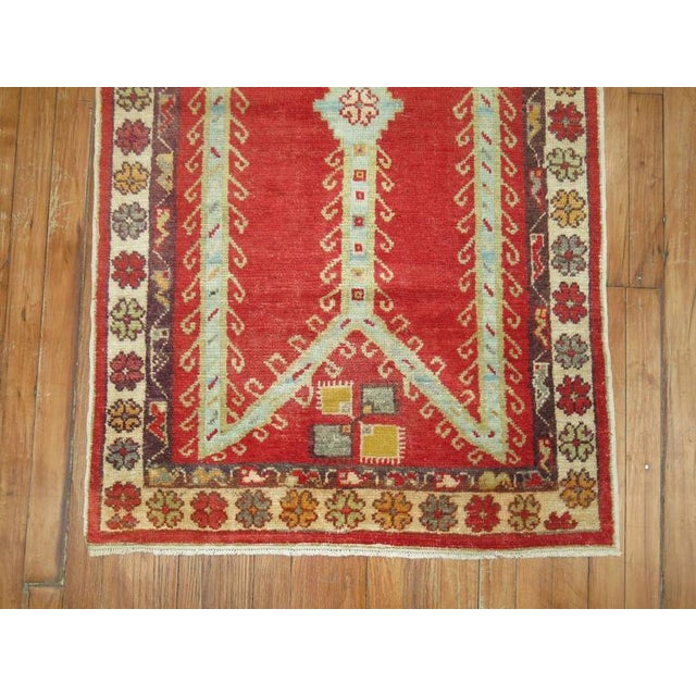 Early 20th Century Antique Turkish Anatolian Prayer Rug - 2'8" x 4'4" For Sale - Image 5 of 6