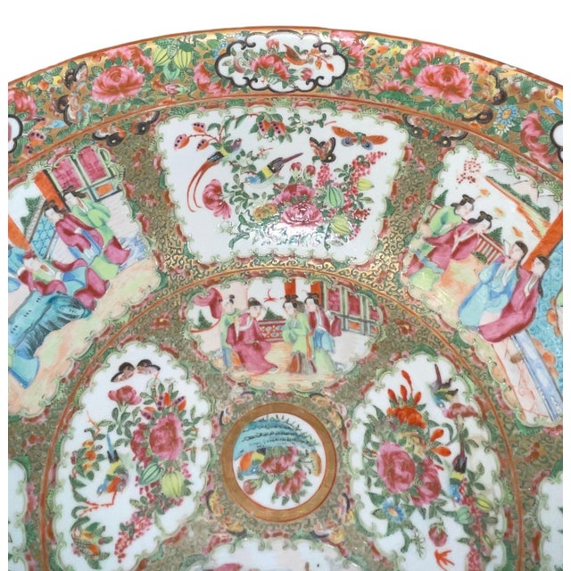 Late 19th Century Chinese Export Rose Medallion Bowl For Sale - Image 4 of 8