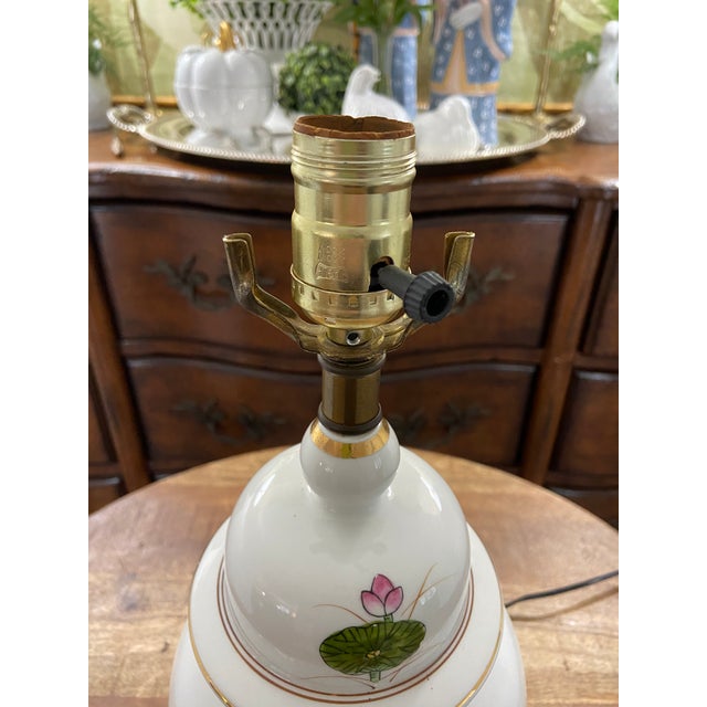Mid 20th Century Vintage Mid to Late Twentieth Century Green and Pink Lotus Blossom Ginger Jar Lamp With Wood Fittings For Sale - Image 5 of 6
