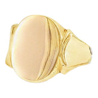 Vintage 14k Yellow Gold Oval Polished Top Signet Ring, Size 5 For Sale