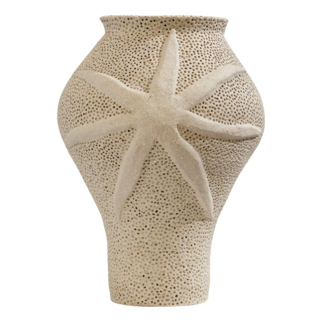 L´étoile De Mer Beige Sandstone Vase by Lou Thomas For Sale