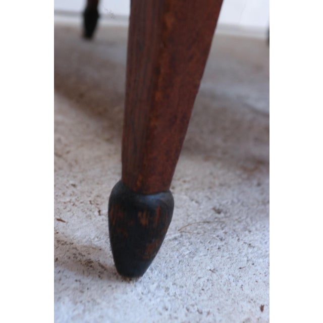 Dutch Oak Pedestal Desk by H. Pander & Zonen, 1920 For Sale - Image 3 of 18