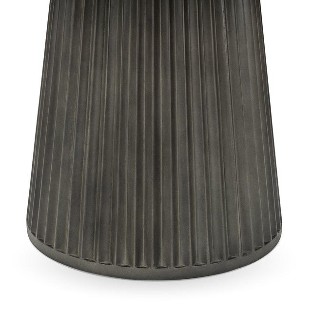 Modern Sloan Outdoor Dining Table For Sale - Image 3 of 7