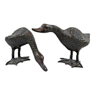 1970s Pair of Vintage Detailed Bronze Duck Sculptures For Sale