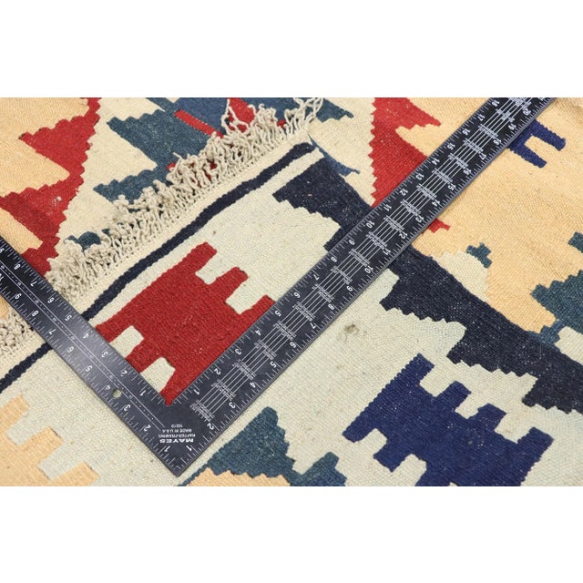 Late 20th Century Vintage Persian Shiraz Kilim Rug, 03'09 X 05'05 For Sale - Image 5 of 9