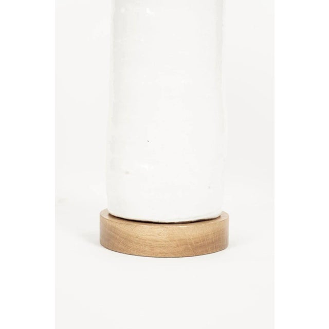 Wood White Glazed Ceramic Cylinder Shape Lamp For Sale - Image 7 of 8