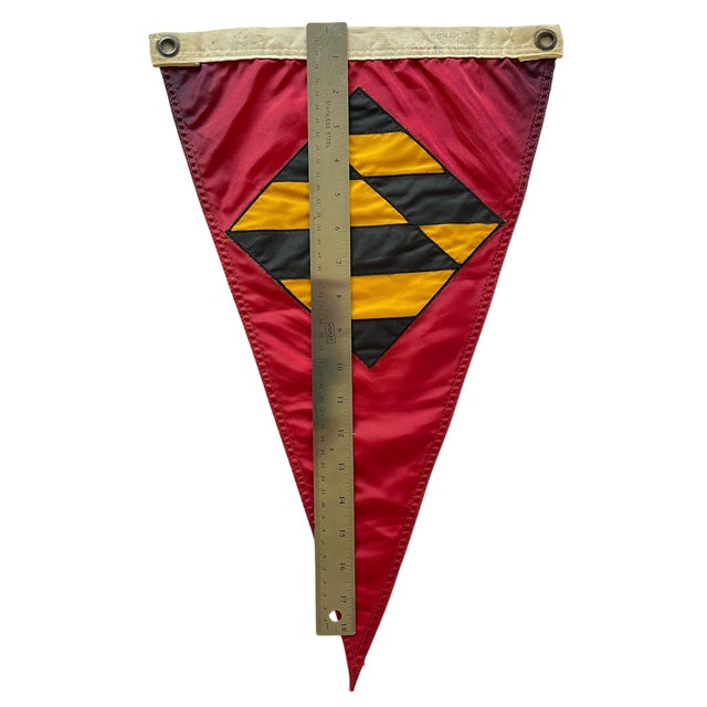 American Vintage Annapolis Maryland Yacht Club Burgee – Red, Gold & Black Nautical Flag Ralph Lauren Style For Sale - Image 3 of 4