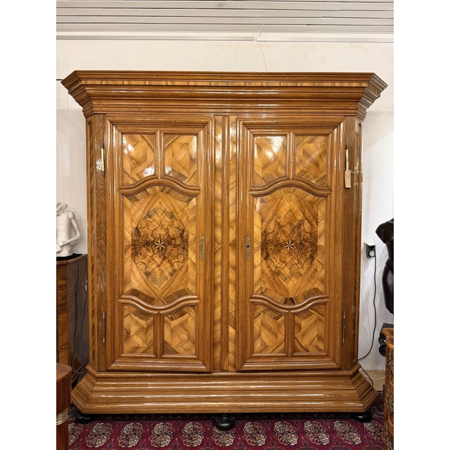 Large Baroque Wardrobe in Oak & Walnut Marquetry, Germany, 1780 For Sale - Image 9 of 9