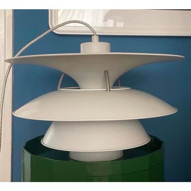 Mid-Century Modern Vintage Model Ph5-4 1/2 Lamp by Poul Henningsen for Louis Poulsen, 1980s For Sale - Image 3 of 11