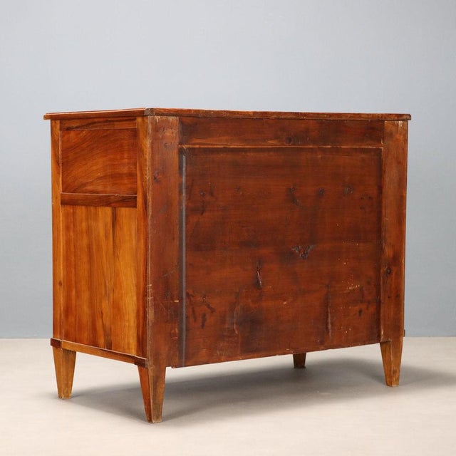 Brown Chest of Drawers in Mahogany For Sale - Image 8 of 9
