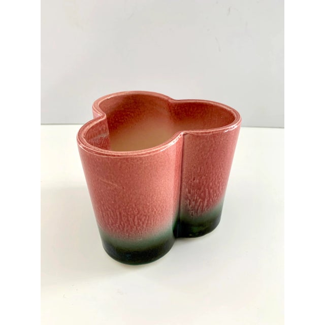 Ceramic Pink and Green Planter Pot 1950s Hull Pottery Cachepot Ombre For Sale - Image 7 of 12