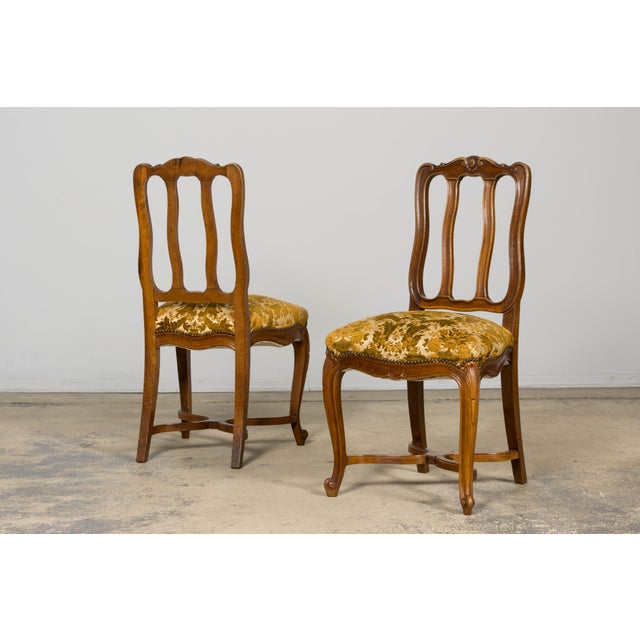 Early 20th Century Set of 8 Early 20th Century French Louis XV Style Walnut Dining Chairs For Sale - Image 5 of 18