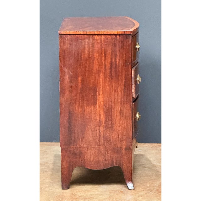 English Bow Front Chest of Inlaid Flame-Cut Mahogany For Sale In Austin - Image 6 of 12