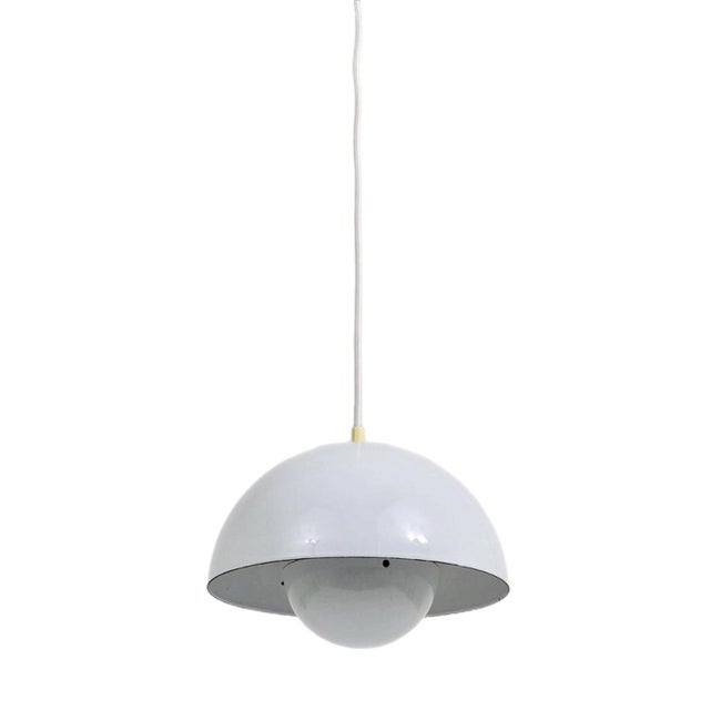 Metal 1960's White Danish Flowerpot Pendant Light by Panton for Poulsen For Sale - Image 7 of 8