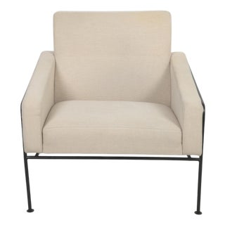 3301 Airport Chair in Beige Fabric by Arne Jacobsen, 1970s For Sale