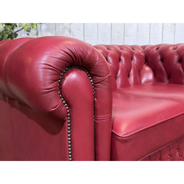Chesterfield Two-Seater Sofa in Leather, 2000s For Sale - Image 3 of 18