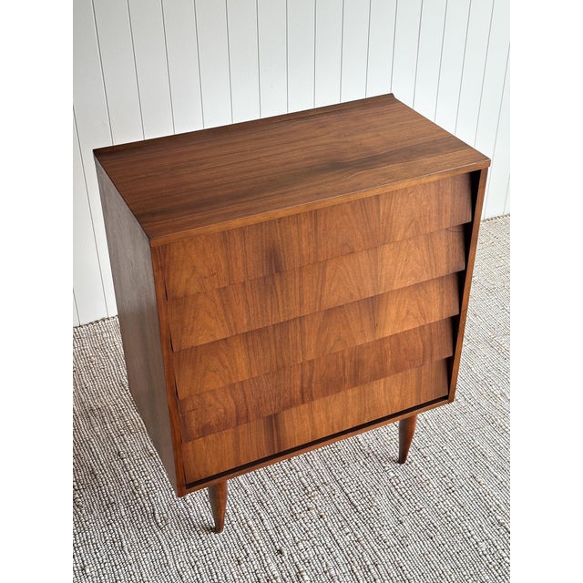 Vintage Mid Century Walnut Five-Drawer Dresser For Sale - Image 9 of 11
