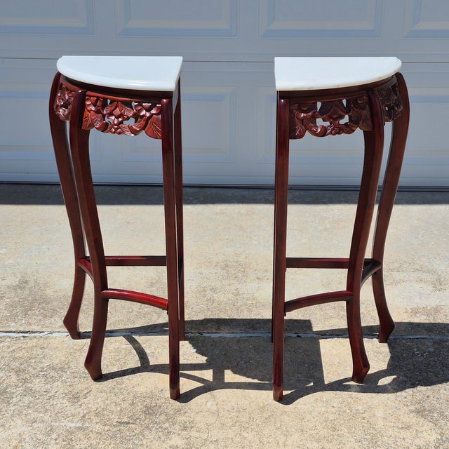 Late 20th Century Carved Red Mahogany Stone Top Corner Tables Pedestals Plant Stands, a Pair For Sale - Image 15 of 15