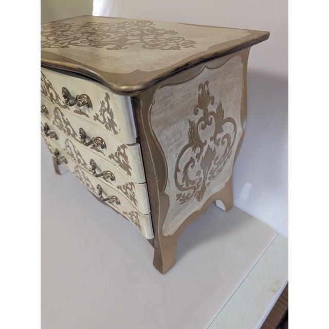 Vintage Florentine Italian Jewelry Music Box For Sale - Image 11 of 17