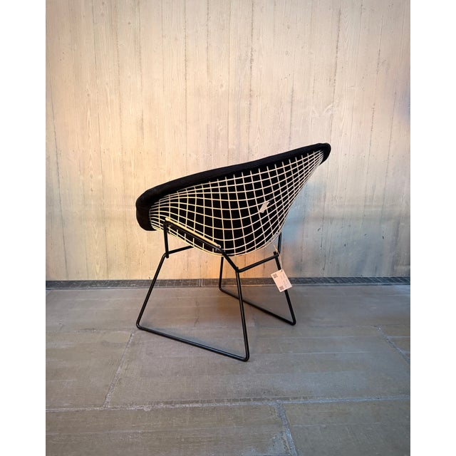 Mid-Century Modern Bertoia Diamond Chair in Full Upholstery by Harry Bertoia for Knoll International, 1980s For Sale - Image 3 of 13