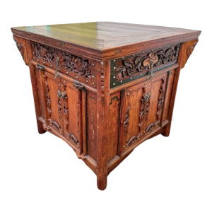 Antique Chinese Shanxi Province Winged Cabinet Table