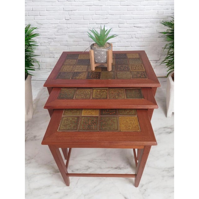 Mid-Century Danish Nesting Tables in Tiled & Teak Frame, 1970s, Set of 3 For Sale - Image 4 of 18
