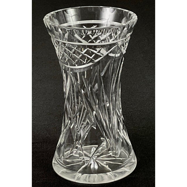 American 1970s Modern Cut Glass Vase For Sale - Image 3 of 8