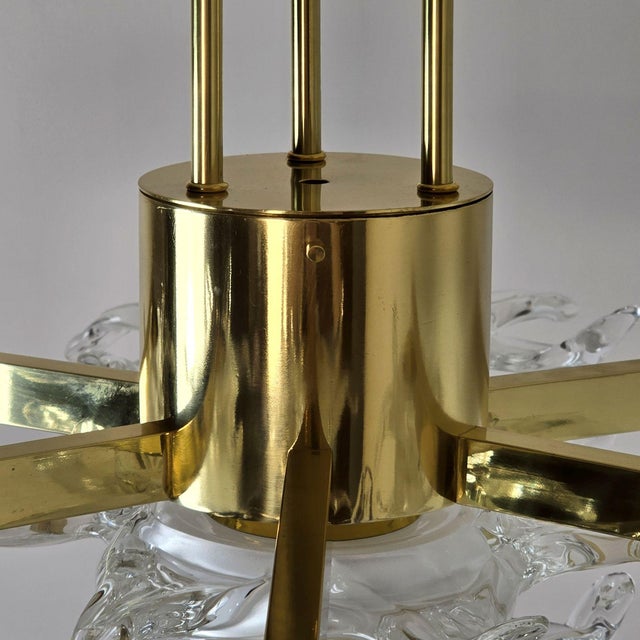 1990s Mid Century Modern Murano Glass and Brass Chandelier For Sale - Image 14 of 15