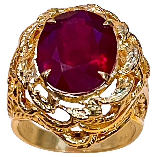 5 Carat Treated Oval Ruby 14 Karat Yellow Gold Cocktail Ring For Sale - Image 15 of 18