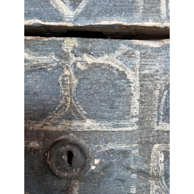 Antique Italian Chest of Drawers in Painted Walnut For Sale - Image 5 of 18