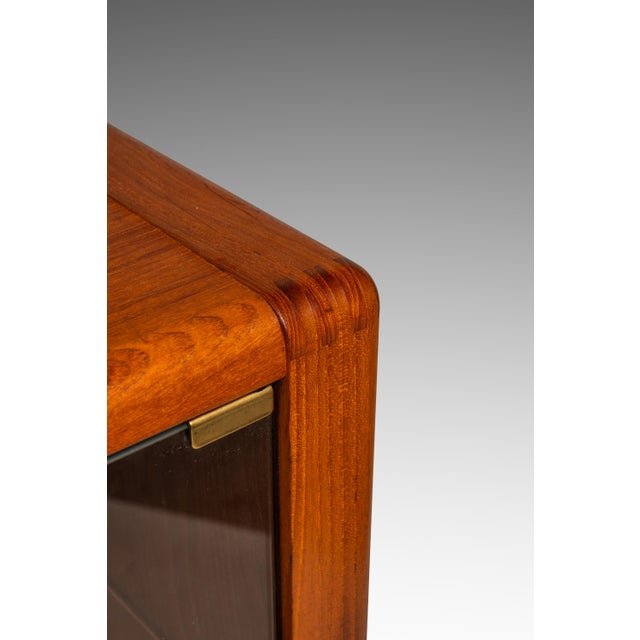 Danish Mid-Century Modern Display Case / Cabinet Topper in Teak W/ Glass Doors & Adjustable Shelves Attributed to D-Scan, C. 1980s For Sale - Image 14 of 14
