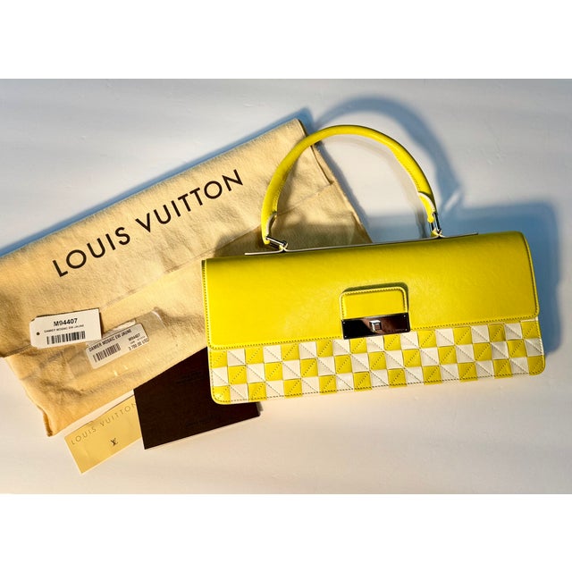 Louis Vuitton Louis Vuitton Damier Mosaic Ew Jayne Yellow Handbag M94407 For Sale - Image 4 of 9