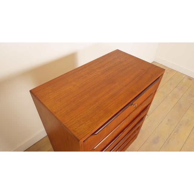 Vintage Danish Chest of 4 Drawers in Teak For Sale - Image 11 of 12