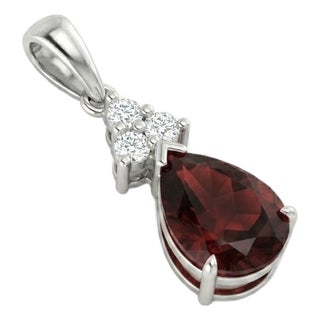 Natural Garnet Pear Cut Exquisite Pendant, January Birthstone Pendant For Sale