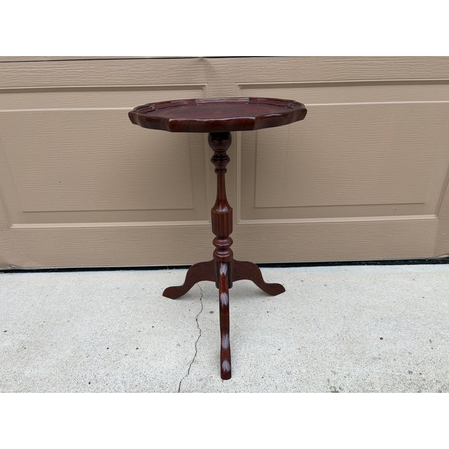 English Vintage Georgian Embossed Red Leather Top Mahogany Side Table For Sale - Image 3 of 10