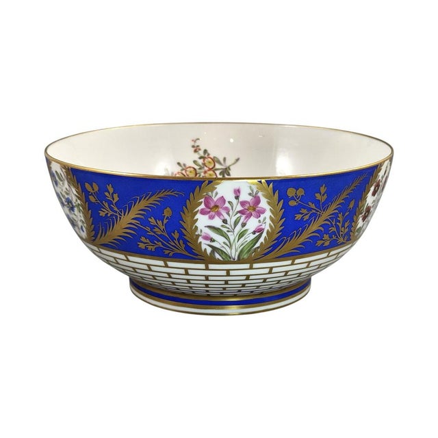 Large Antique Porcelain Footed Bowl from Samson, 1800s For Sale - Image 3 of 11