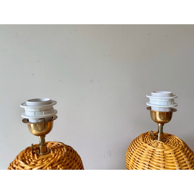 Wood 1970s Wicker Bubble and Brass Table Lamps; A Pair For Sale - Image 7 of 8