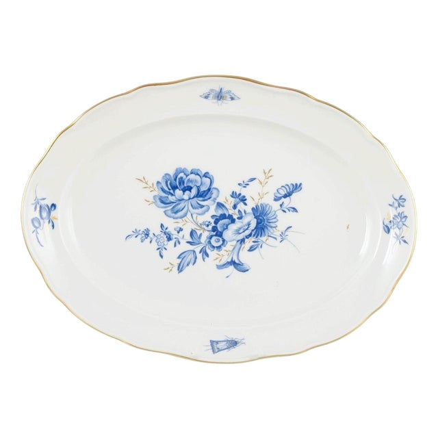 20th Century Porcelain Oval Dish with Blue Floral Motifs by Meissen, Germany For Sale