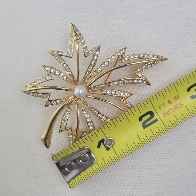 Vintage Napier 1980s Gold Maple Leaf Brooch Faux Pearl Rhinestone Statement Pin For Sale - Image 14 of 17