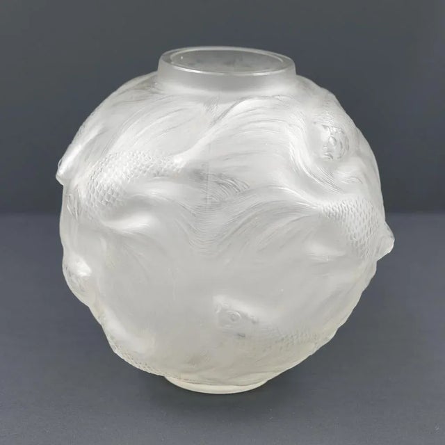 Formose Vase in Blown-Pressed White Glass with Opalescent Patina by Rene Lalique, 1927 For Sale - Image 4 of 14