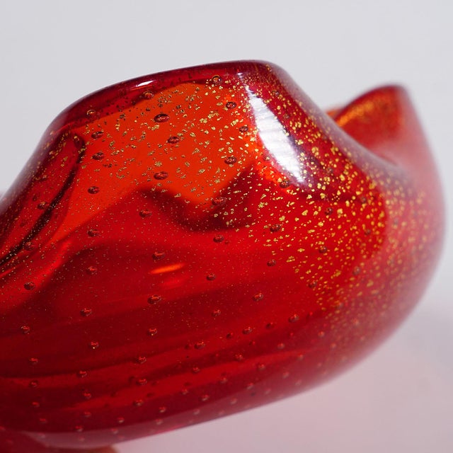Seguso Vintage Murano Art Glass Bowl With Gold Foil 1950s For Sale - Image 4 of 6