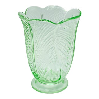 1930's Vintage Art Deco Vase For Sale